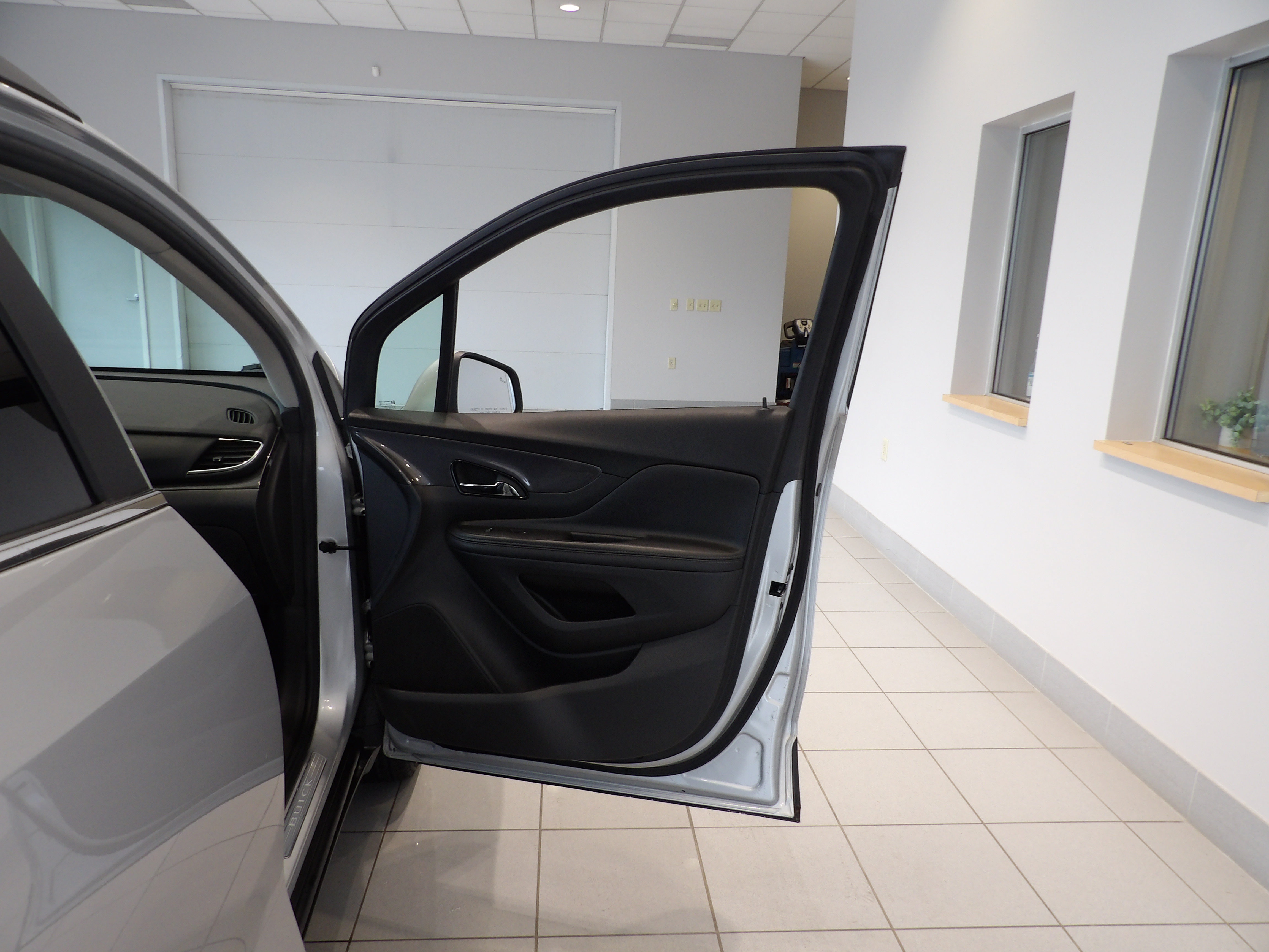 Used 2022 Buick Encore Preferred w/ Safety Package AWD/4WD image 21