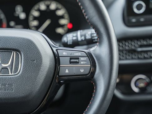 Certified 2025 Honda HR-V Sport image 26