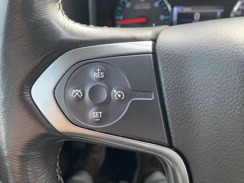 Used 2018 Chevrolet Silverado 1500 LT w/ All Star Edition image 26