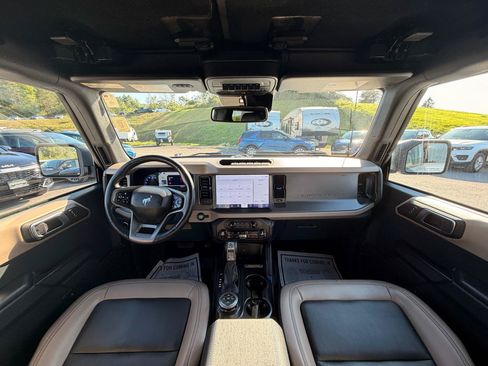 Used 2024 Ford Bronco Wildtrak AWD/4WD image 18