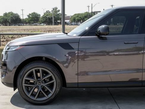 New 2026 Land Rover Range Rover Sport SE AWD/4WD image 15