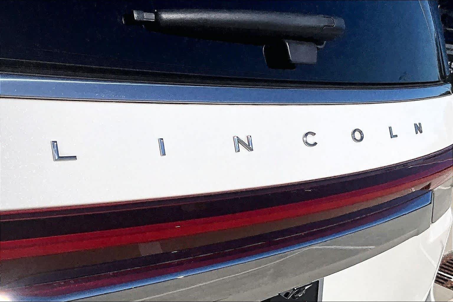 Used 2023 Lincoln Navigator Reserve RWD image 29