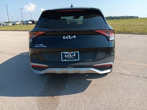 Used 2023 Kia Sportage EX FWD image 11