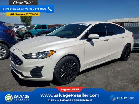 Used 2019 Ford Fusion SE FWD image 1
