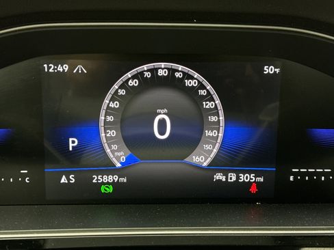 Used 2025 Volkswagen Jetta Sport image 9