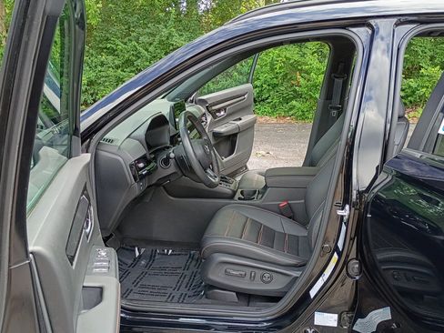 Used 2024 Honda CR-V Sport Touring image 11