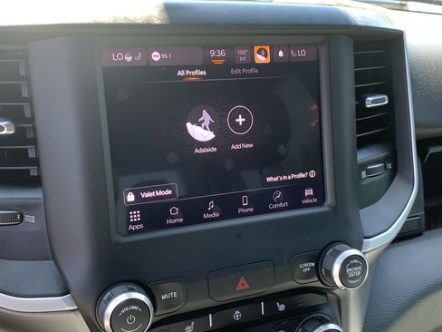 Used 2022 RAM 1500 Big Horn RWD image 32
