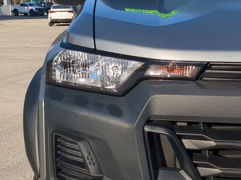 Used 2024 Chevrolet Colorado Trail Boss w/ Advanced Trailering Package image 9