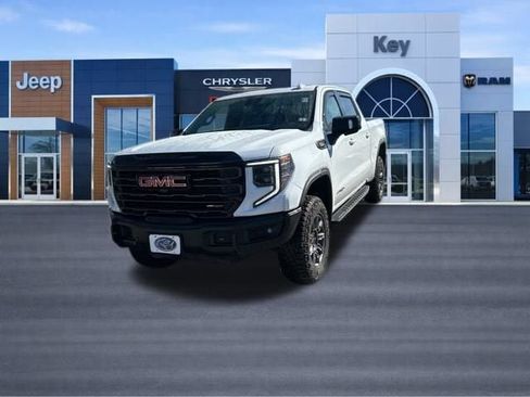 Used 2026 GMC Sierra 1500 AT4X image 2