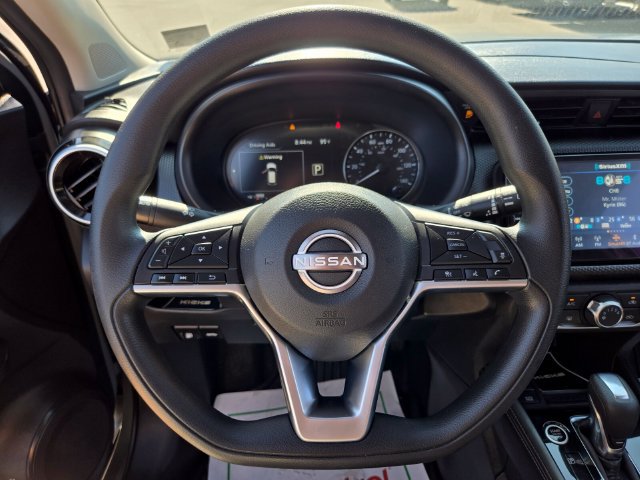 Used 2024 Nissan Kicks SV FWD image 32