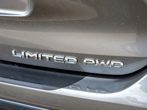 New 2026 Toyota Highlander Limited AWD/4WD image 9