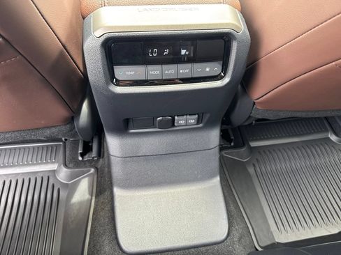 Used 2026 Toyota Land Cruiser w/ Premium Package AWD/4WD image 13