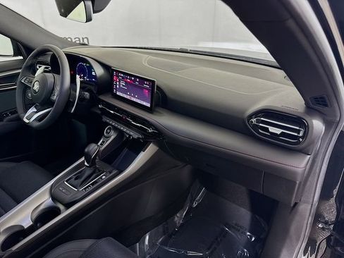 Used 2024 Dodge Hornet R/T image 27