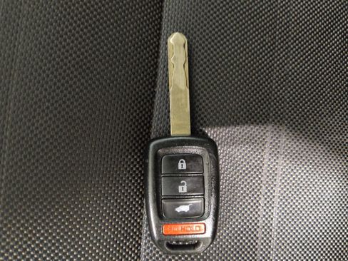 Used 2019 Honda CR-V LX image 32