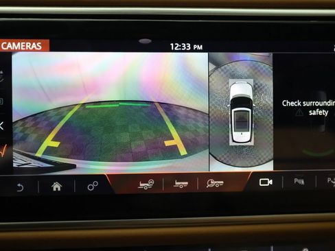 Used 2021 Land Rover Range Rover Autobiography Fifty Edition image 32