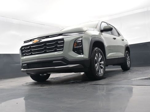 New 2026 Chevrolet Equinox LT image 15