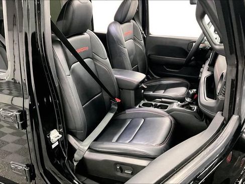 Used 2024 Jeep Wrangler Unlimited Rubicon AWD/4WD image 8