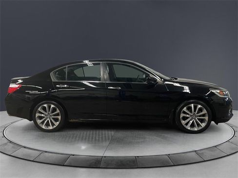 Used 2014 Honda Accord Sport image 6