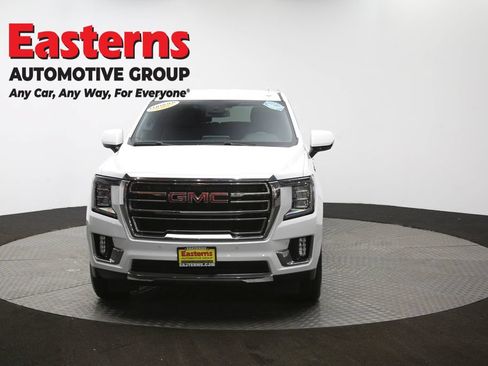Used 2024 GMC Yukon XL SLT AWD/4WD image 57