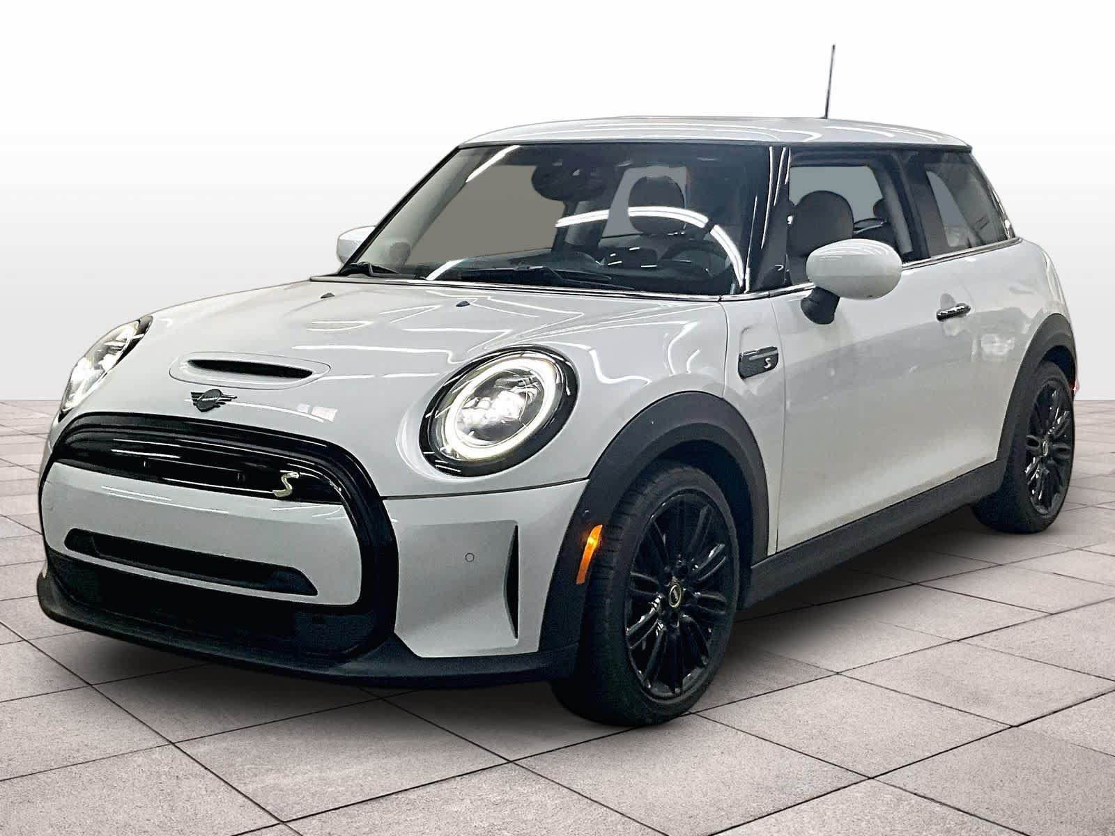 Used 2023 MINI Cooper SE FWD image 1