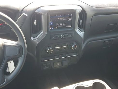 Certified 2020 Chevrolet Silverado 1500 Custom w/ Custom Value Package AWD/4WD image 13