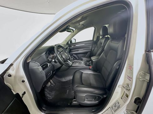 Used 2020 MAZDA CX-5 Touring FWD image 13