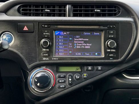 Used 2014 Toyota Prius C One image 16