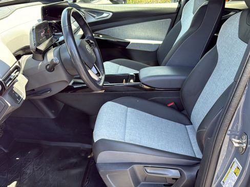 Certified 2023 Volkswagen ID.4 Pro RWD image 13