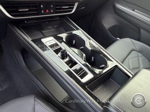 Used 2024 Volkswagen Atlas SE image 10