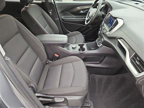 Used 2024 GMC Terrain SLE image 15