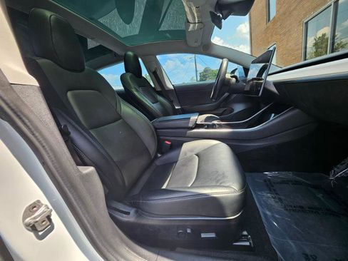 Used 2019 Tesla Model 3 image 55