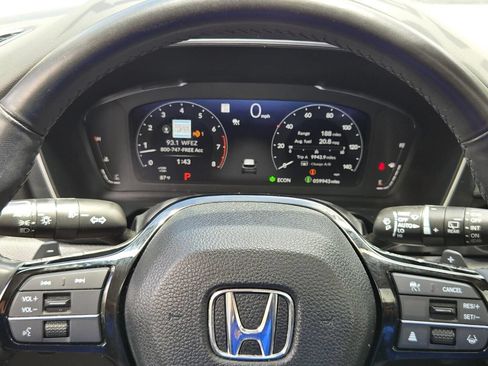 Used 2023 Honda Pilot Elite image 25