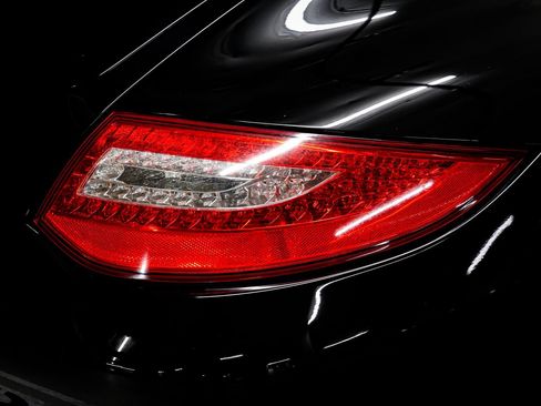 Used 2012 Porsche 911 Carrera GTS RWD image 33