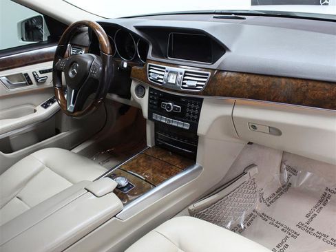 Used 2014 Mercedes-Benz E 350 4MATIC Sedan w/ Premium 1 Package image 11