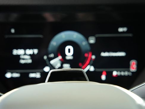 New 2026 GMC Yukon Denali w/ Denali Reserve Package AWD/4WD image 37