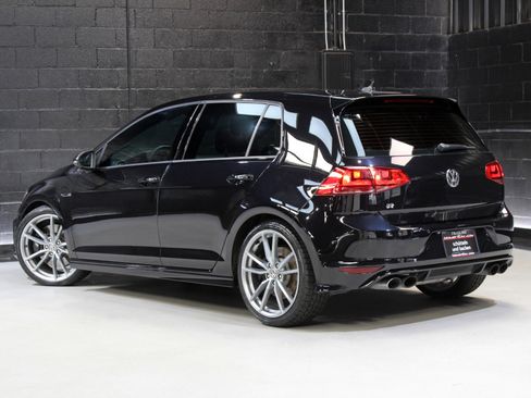 Used 2017 Volkswagen Golf R 4-Door image 56