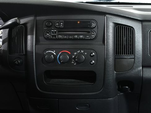 Used 2003 Dodge Ram 1500 Truck SLT AWD/4WD image 9
