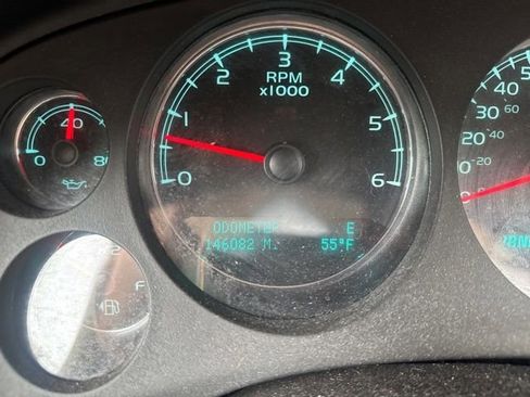 Used 2014 GMC Yukon XL Denali AWD/4WD image 17