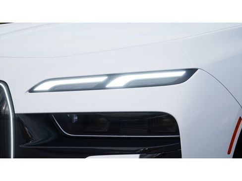 New 2026 BMW 740i RWD image 6