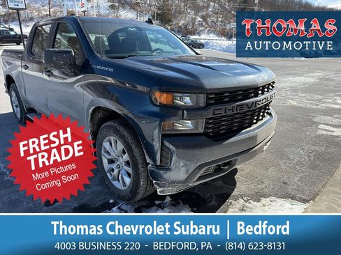 Used 2021 Chevrolet Silverado 1500 Custom image 1