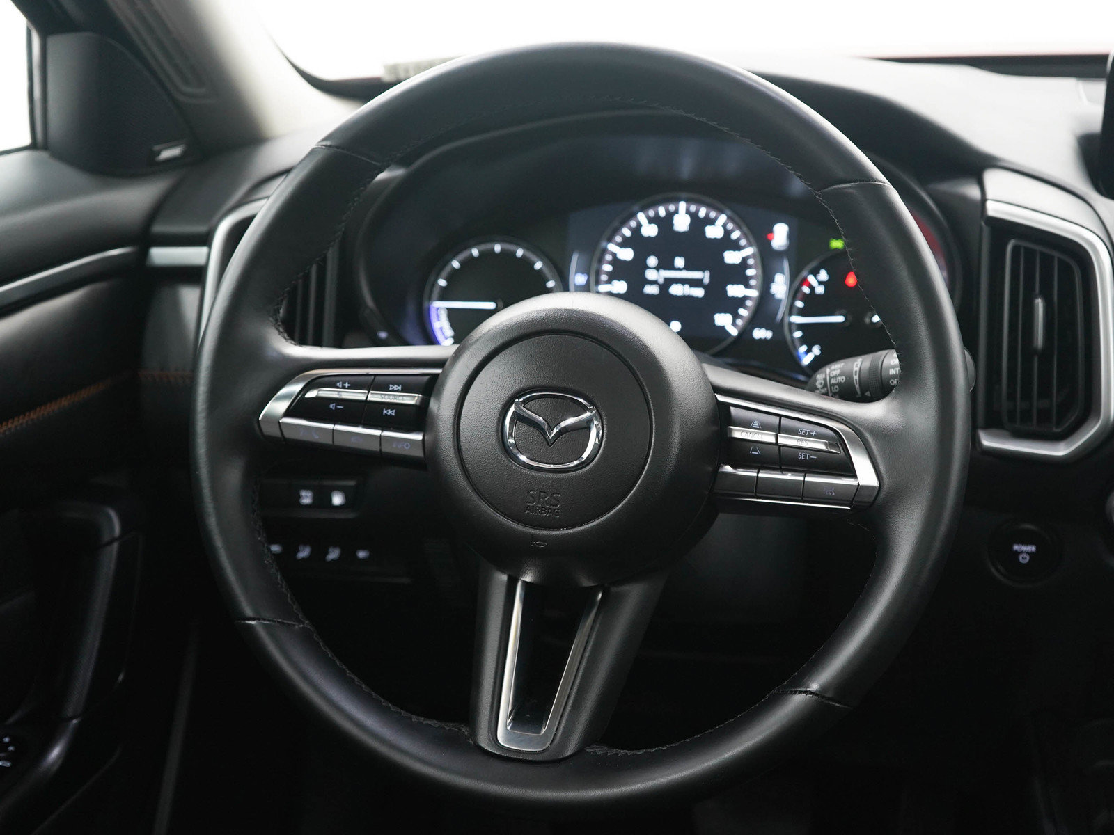 Used 2025 MAZDA CX-50 AWD 2.5 Hybrid w/ Premium Pkg image 17