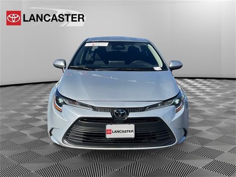 Certified 2023 Toyota Corolla LE image 2