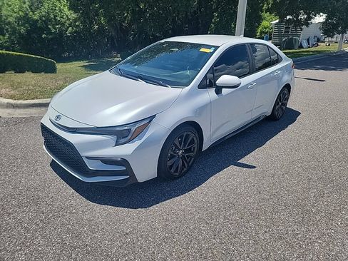 Used 2023 Toyota Corolla SE FWD image 1