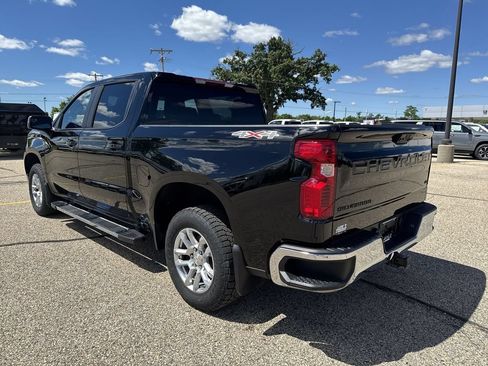 Used 2023 Chevrolet Silverado 1500 LT w/ Protection Package AWD/4WD image 4