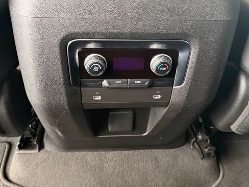 Used 2023 Chevrolet Tahoe LS RWD image 23