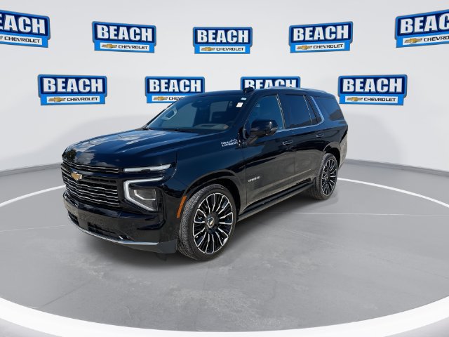 Used 2025 Chevrolet Tahoe High Country AWD/4WD image 4