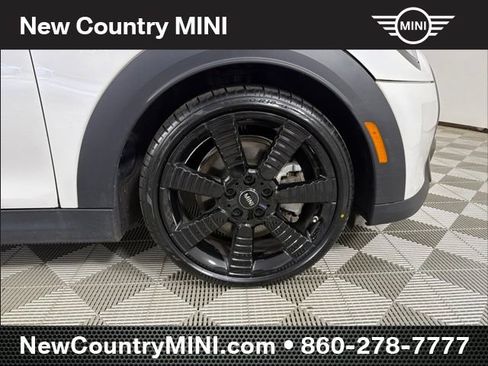 Certified 2024 MINI Cooper S w/ MINI Resolute Edition FWD image 9