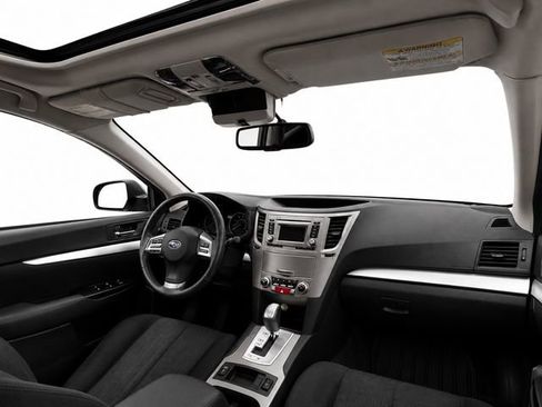 Used 2014 Subaru Outback 2.5i Premium w/ Moonroof Package AWD/4WD image 23