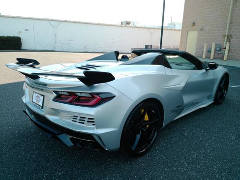 Used 2026 Chevrolet Corvette E-Ray w/ Stealth Interior Trim Package AWD/4WD image 13
