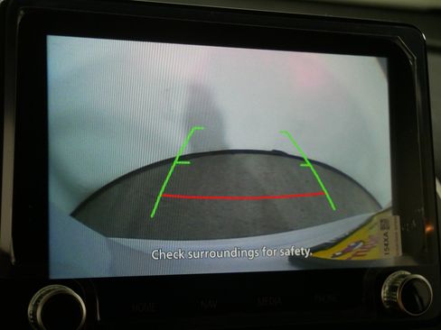 New 2025 Mitsubishi Eclipse Cross SE image 9